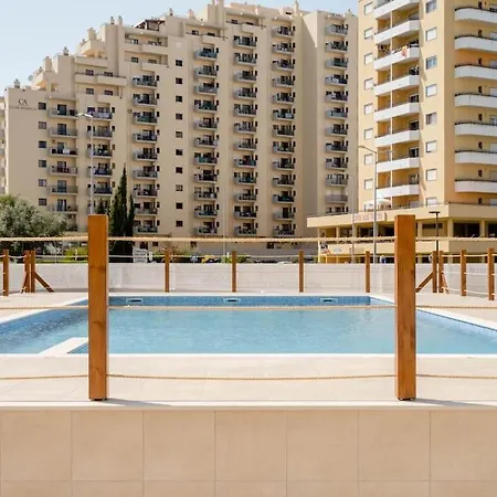 Apartment & Sun Da Rocha *
